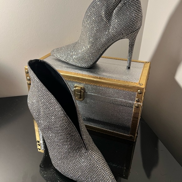 Jessica Simpson Rhinestone boots - Picture 5 of 6